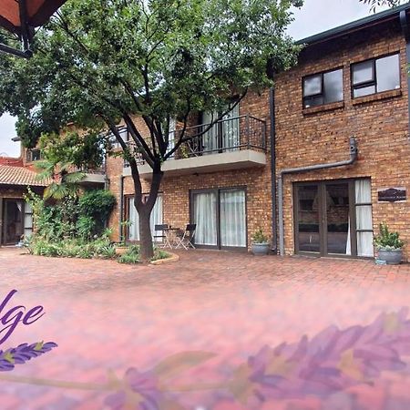 Aero Lodge Guest House Middelburg  Ngoại thất bức ảnh